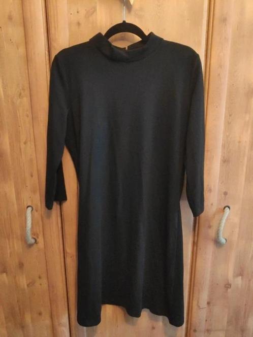 Robe noire Up2Fashion Medium, Vêtements | Femmes, Robes, Comme neuf, Noir, Enlèvement ou Envoi