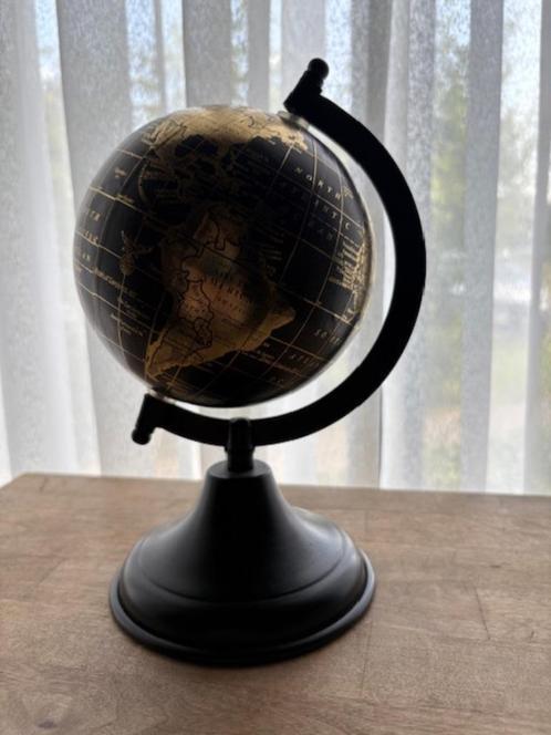 Wereldbol zwart-goud, Huis en Inrichting, Woonaccessoires | Wereldbollen, Zo goed als nieuw, Ophalen of Verzenden