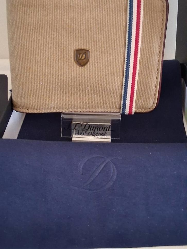 Dupont Herenportemonnee Kleur: Beige/Bruin (NIEUW)., Verzamelen, Rookartikelen, Aanstekers en Luciferdoosjes, Nieuw, Overige typen