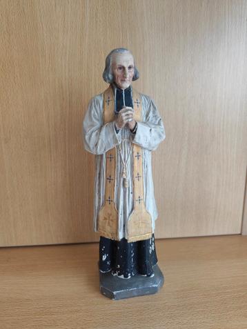 Statue de plâtre du saint curé d'Ars  beschikbaar voor biedingen