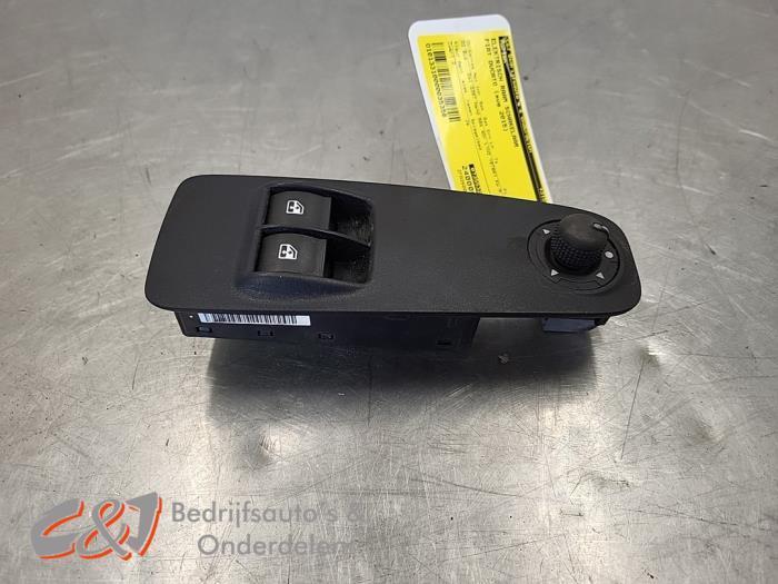 Elektrisch Raam Schakelaar van een Fiat Ducato, Auto-onderdelen, Dashboard en Schakelaars, Fiat, Gebruikt, 3 maanden garantie