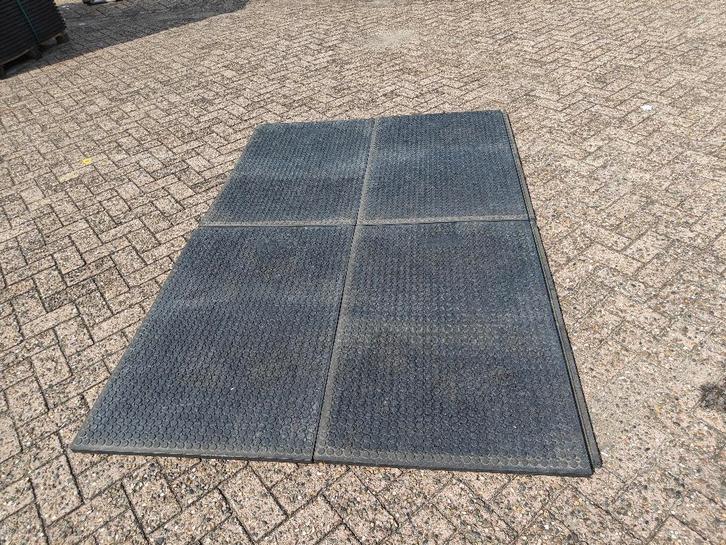 Kunststof Rijplaten / Vloerplaat 46T - Verkoop / Verhuur, Doe-het-zelf en Bouw, Platen en Panelen, Nieuw, Overige materialen, 20 tot 50 mm