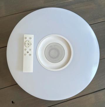 RGB verlichting met bluetooth speaker & afstandsbediening beschikbaar voor biedingen