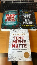 3 M.J Arlidge thriller boeken, Enlèvement, Comme neuf