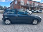 Vw polo 1.2 benzine km 85.000 bj 2006, Auto's, Voorwielaandrijving, Stof, Zwart, 4 cilinders