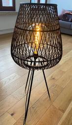 Staanlamp Pomax, Huis en Inrichting, Lampen | Vloerlampen, Ophalen, Zo goed als nieuw, Metaal, 100 tot 150 cm