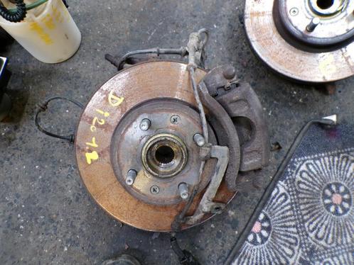 Moyeu avant gauche Hyundai I20 1.2i 57kw 2009-2012 LP/14643, Auto-onderdelen, Ophanging en Onderstel, Hyundai, Gebruikt, Ophalen of Verzenden