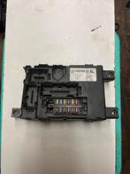 Opel Corsa D 1.2i 16v 13301562 Boîte à fusibles, Enlèvement ou Envoi, Utilisé, Opel