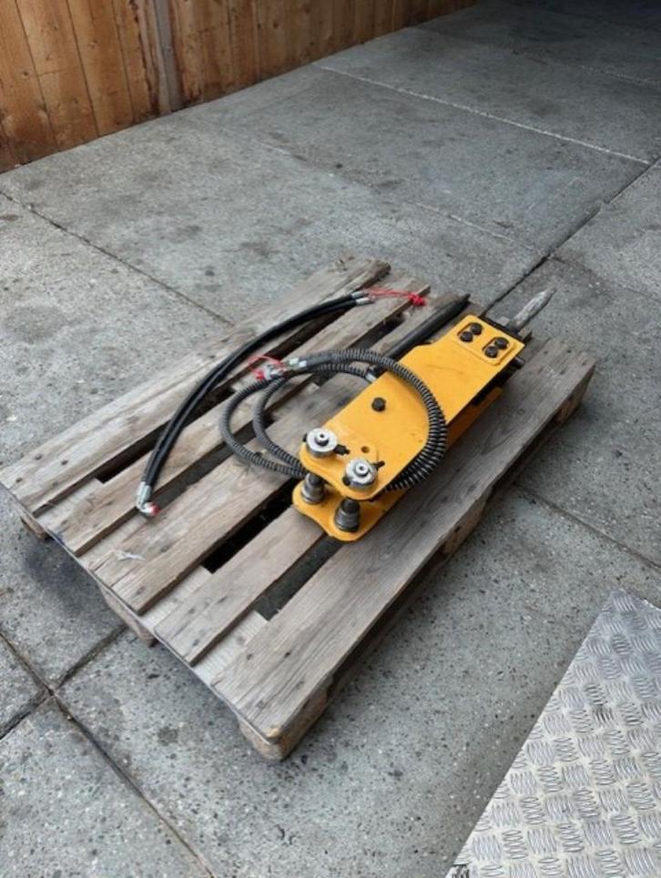 Sloophamer NPK type PH-06, Zakelijke goederen, Machines en Bouw | Kranen en Graafmachines, Graafmachine, Ophalen