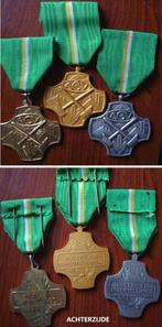 Lot van 3 eretekens A.C.V. (brons-verzilverd en verguld), Verzenden, Brons
