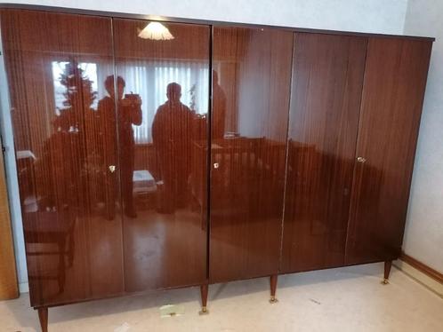 Vintage kleerkast + spiegelkast + nachtkastjes, Huis en Inrichting, Slaapkamer | Nachtkastjes, Gebruikt, Ophalen