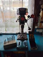 Foreuse sur pied avec mèches, Enlèvement