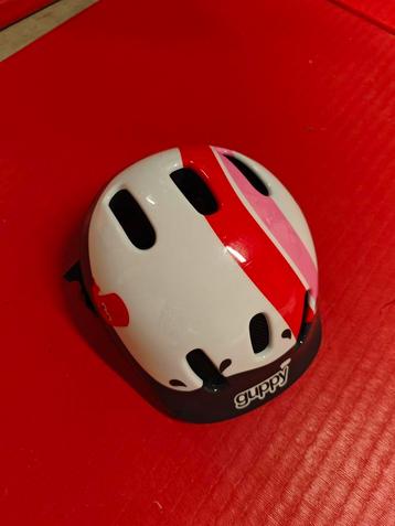 Kinder fietshelm Guppy xxs beschikbaar voor biedingen