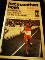 Het marathon boek elmar sport boeken 1981 herziene editie, Elmar, Lopen en Fietsen, Ophalen of Verzenden, Zo goed als nieuw