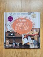 Mollie makes Animals & Friends Haken, breien, papercraft en, Livres, Loisirs & Temps libre, Enlèvement ou Envoi, Roselle De Jong