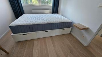 2 Lits Ikea avec matelats beschikbaar voor biedingen