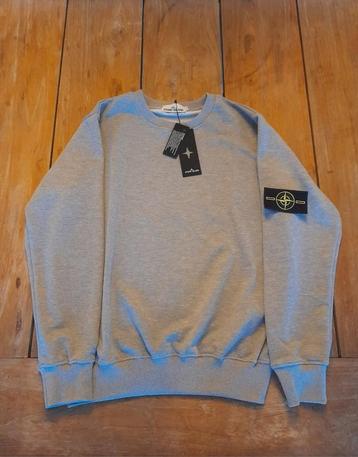 Beau pull Stone Island NOUVEAU Taille S-M