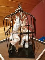Metalen kooi met 2 Kerst narren met lichtjes, Ophalen of Verzenden, Zo goed als nieuw