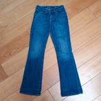 Blauwe Levi's Strauss jeans maat W28 L32 demi curve classic, Kleding | Dames, Spijkerbroeken en Jeans, Blauw, W28 - W29 (confectie 36)
