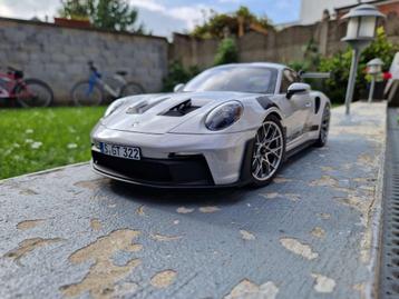 PORSCHE 911 GT3 RS 2022 - Échelle 1/12 LIMITED - PRIX : 299€ beschikbaar voor biedingen
