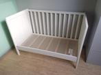 Twee stuks Babybed Ikea Sundvik wit meegroei, Kinderen en Baby's, Ledikant, Zo goed als nieuw, Ophalen