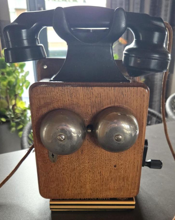 Antieke eikenhouten telefoon, Antiek en Kunst, Antiek | Meubels | Stoelen en Sofa's, Ophalen of Verzenden