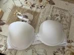 Nieuwe  wit kleurige BH - Maat 95D, Kleding | Dames, Ondergoed en Lingerie, Ophalen of Verzenden, Wit, BH