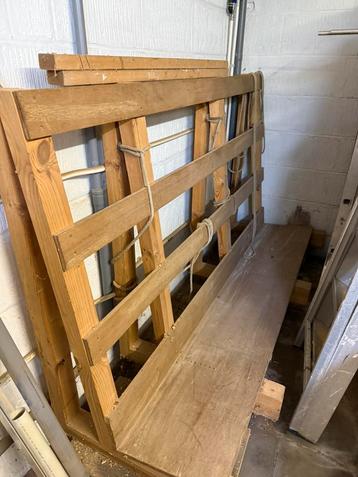 Chevalet en bois pour vitrages  beschikbaar voor biedingen