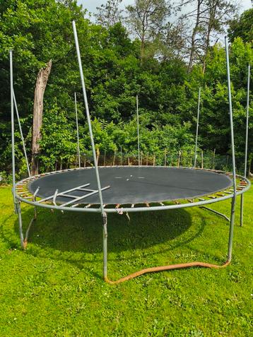Structure trampoline, Enfants & Bébés, Enlèvement, Utilisé