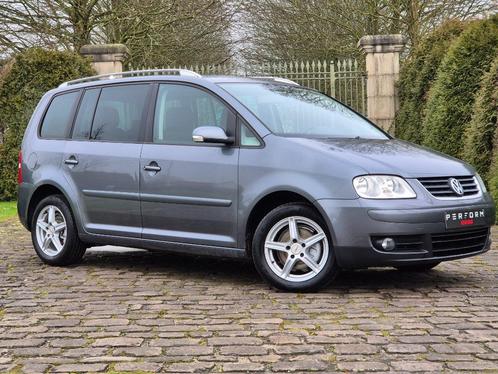 Volkswagen Touran 2.0 TDI DPF DSG Trendline, Auto's, Volkswagen, Bedrijf, Te koop, Touran, ABS, Centrale vergrendeling, Climate control