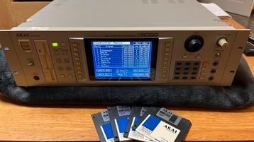 Akai S5000 Sampler incl Effect board en 72MB beschikbaar voor biedingen