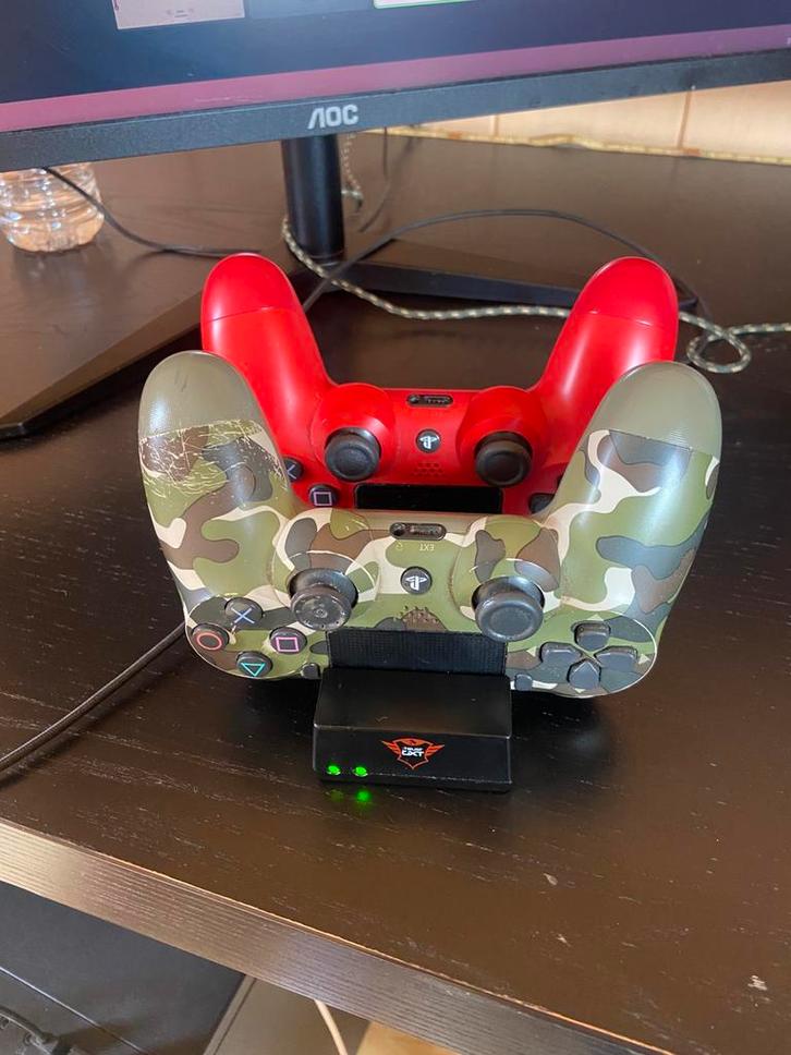 PS4 Controller Oplader Trust GXT, Audio, Tv en Foto, Opladers, Gebruikt, Ophalen