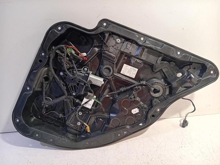 RAAMMECHANIEK ELEK RECHTS ACHTER C (W205) (A2057300279), Auto-onderdelen, Carrosserie, Mercedes-Benz, Achter, Rechts, Gebruikt
