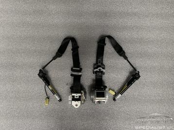 Fiat 500 X Gordelspanner set 2015+ 735678810 735678813 beschikbaar voor biedingen