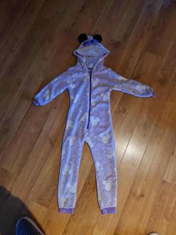 Minnie Mouse lichtpaarse onesie 122-128 beschikbaar voor biedingen