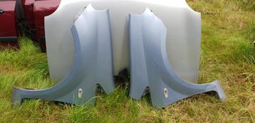 FIAT GRANDE PUNTO VOORSCHERMEN BJ 2006 TOT 2011 beschikbaar voor biedingen