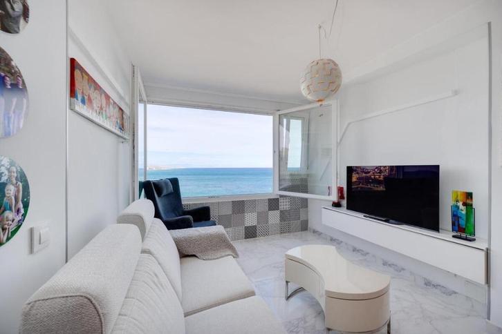 Gerenoveerd appartement met zeezicht / La Mata, Immo, Buitenland, Spanje, Appartement, Dorp