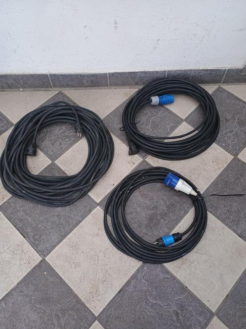Elektriciteitskabels Schuko/CEE - 25m/25m/10m (3G 2,5mm²), Doe-het-zelf en Bouw, Elektriciteit en Kabels, Gebruikt, Kabel of Snoer