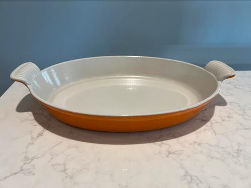 Plat à four orange Cousances/Le Creuset 34 cm en état neuf, Maison & Meubles, Cuisine | Casseroles & Poêles, Comme neuf, Autres types