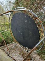 Trampoline zonder net, Ophalen