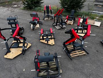 11 Verschillende Pure Strength Plate Loaded Machines