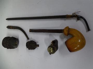 A6150. Klassieke Pijpen met opzetstuk en toebehoren beschikbaar voor biedingen