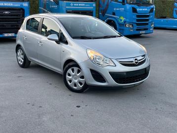 ⁠Opel Corsa Cosmo •⁠  ⁠26/03/2013 •⁠  ⁠126000.km •⁠  ⁠1.2i / beschikbaar voor biedingen