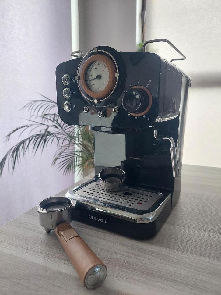 CREATE Retro Express Koffiemachine - Zwart & Naturel Hout, Elektronische apparatuur, Koffiezetapparaten, Zo goed als nieuw, Gemalen koffie