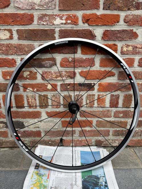 Voorwiel - Shimano WH-RS11 - Velgrem, Fietsen en Brommers, Fietsonderdelen, Nieuw, Racefiets, Wiel, Ophalen