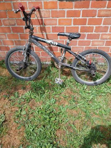Bmx, Fietsen en Brommers, Fietsen | Crossfietsen en BMX, Ophalen, Gebruikt, Maverick, Voetsteunen