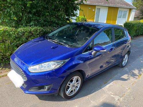 Ford fiesta Titanium, Autos, Ford, Particulier, Fiësta, ABS, Airbags, Air conditionné, Alarme, Bluetooth, Feux de virage, Ordinateur de bord