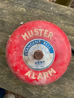 Antieke rode scheepsalarmbel Gentse makelij, Ophalen