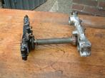 kroonstuk honda bol dor 900   voor 35 mm  veer poten, Ophalen, Gebruikt