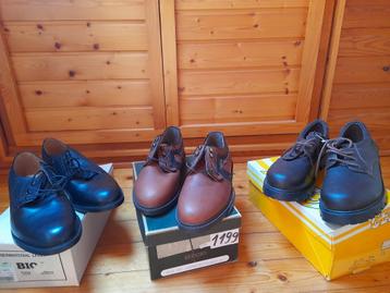Herenschoenen M 44, 45 beschikbaar voor biedingen